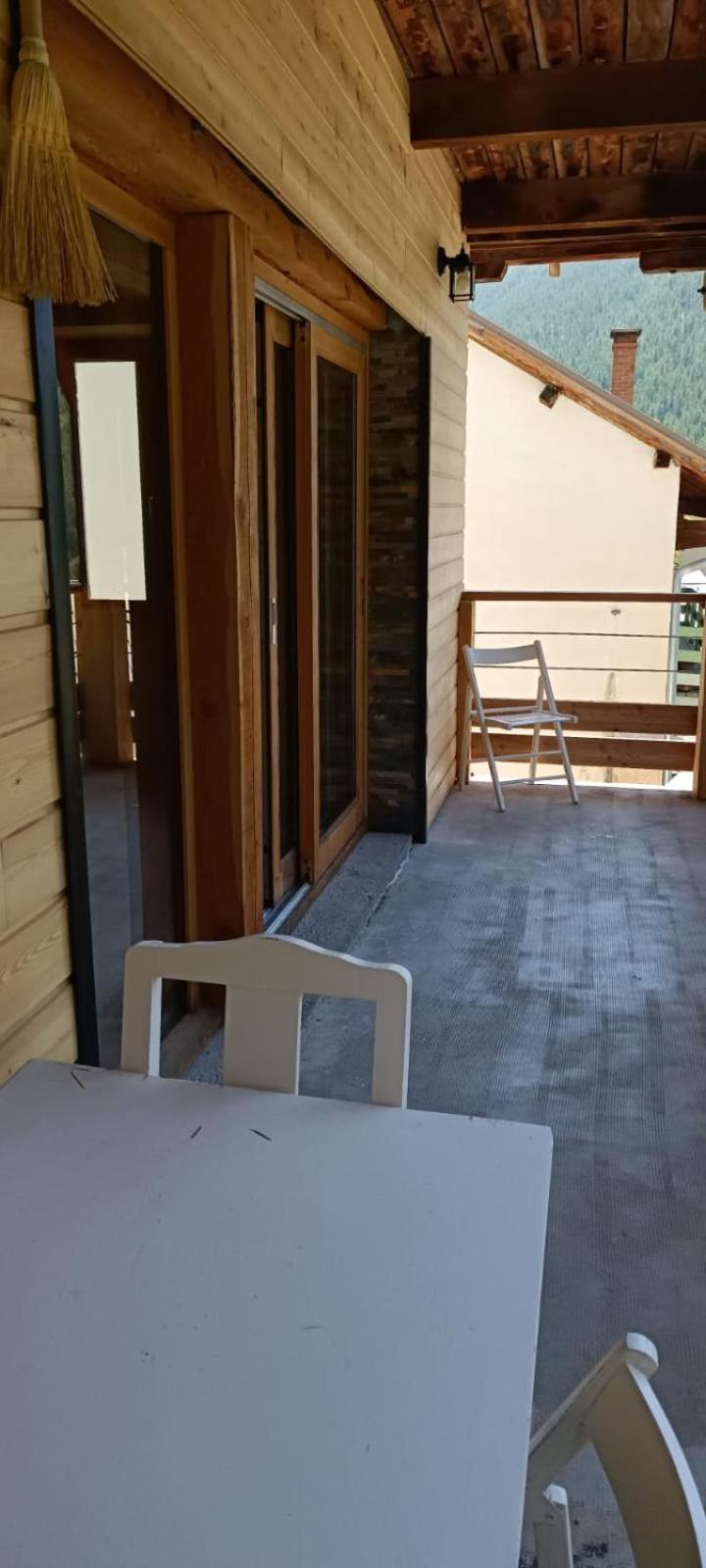 Les Hauts Du Roux Abries Luaran gambar